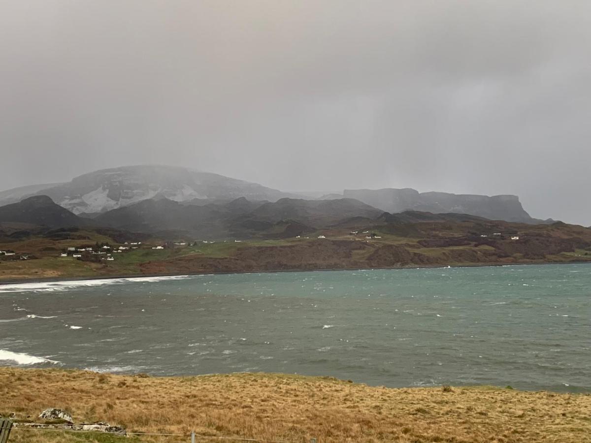 Driftwood Cottage Staffin Esterno foto