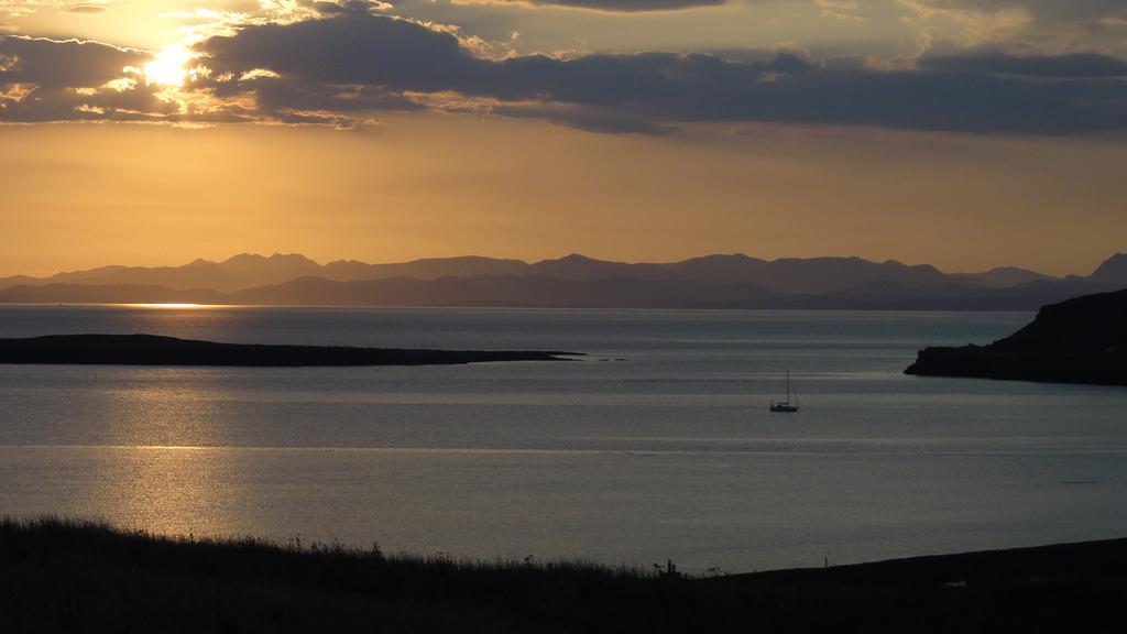 Driftwood Cottage Staffin Esterno foto