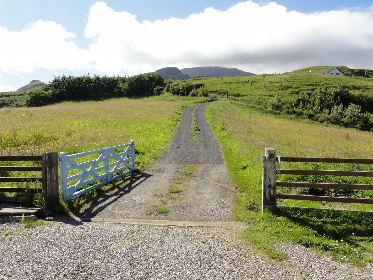 Driftwood Cottage Staffin Esterno foto
