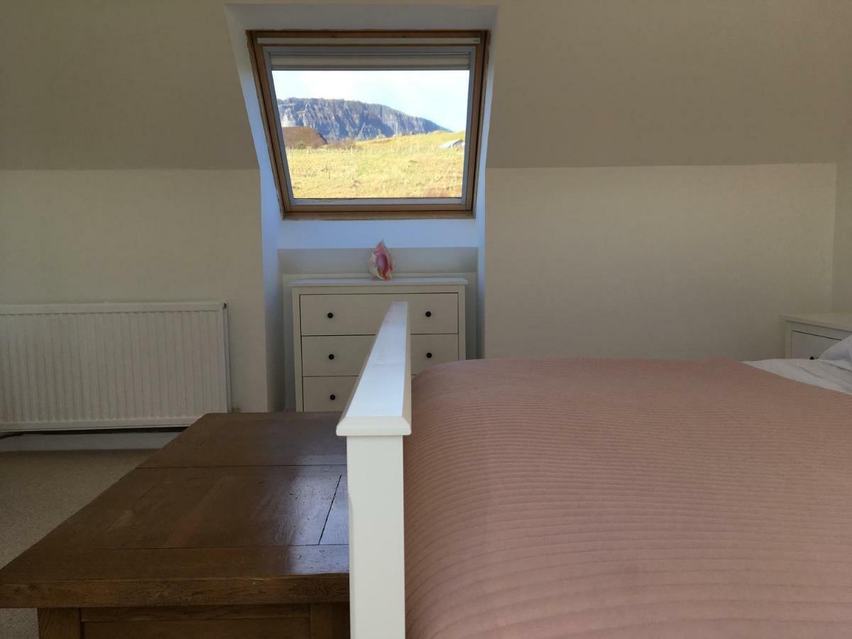 Driftwood Cottage Staffin Esterno foto